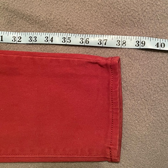 Old Navy Rockstar Mid-Rise Skinny Jeans. Rust, Size 12. - Picture 9 of 10
